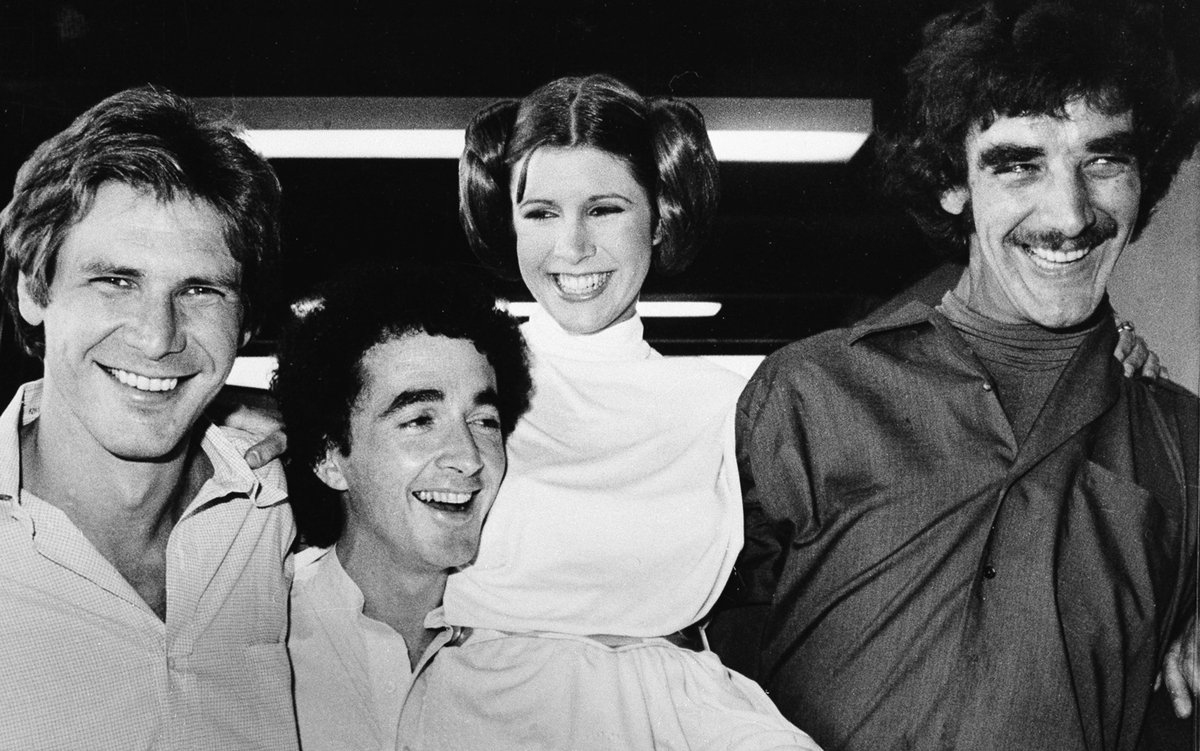 Companheiros e amigos por mais de 30 anos', diz Harrison Ford sobre Peter  Mayhew