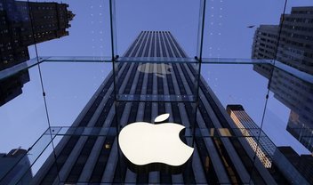 Apple é líder de vendas de celulares premium mesmo com mercado em queda