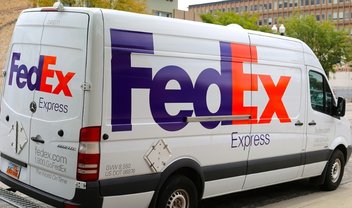 FedEx diz que devolveu pacotes da Huawei por 'problema operacional'