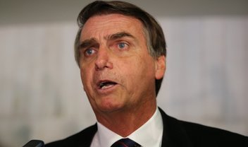 Bolsonaro sanciona lei que protege e regula a execução da LGPD