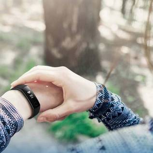 Imagem de Huawei Honor Band 3 está em promoção por apenas R$ 80