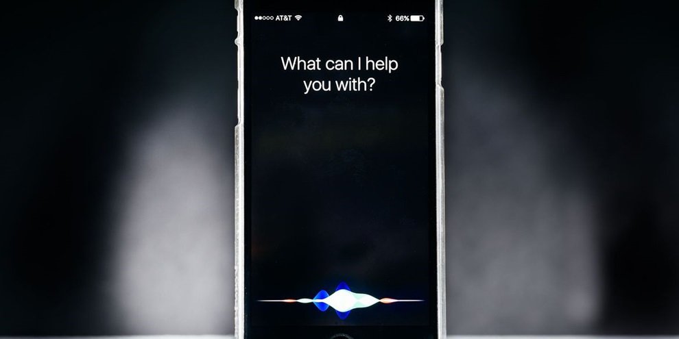 iPhone Siri (Fonte: Tech Republic/Reprodução)