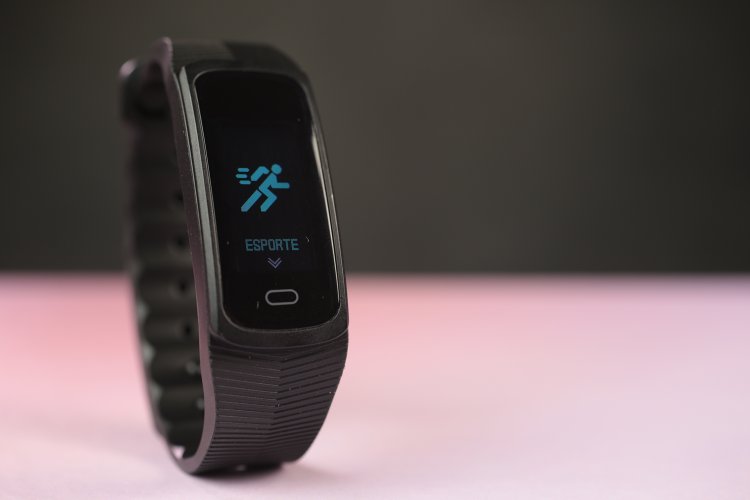 Mormaii FitGPS smartband