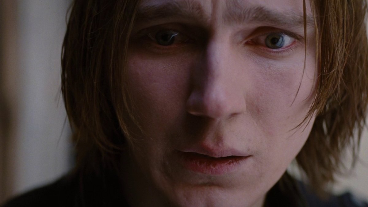 The Batman  Paul Dano é o escolhido para viver o vilão Charada! -  Aficionados