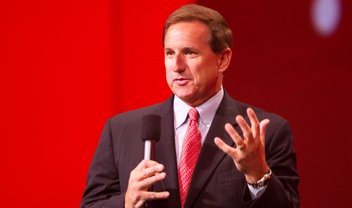 CEO da Oracle, Mark Hurd, morre aos 62 anos