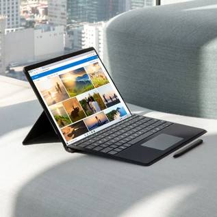 Imagem de Surface Pro X é fácil de consertar, segundo iFixit