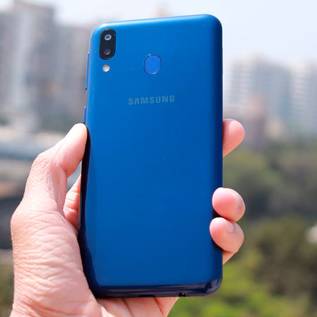 Imagem de Samsung já testa Android 10 nos Galaxy M20 e M30