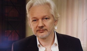 Acusação de estupro contra Julian Assange é arquivada na Suécia