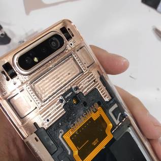 Imagem de Samsung Galaxy A80: veja como ele é por dentro [vídeo]