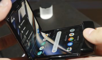 Por que a tela do Motorola Razr não cria vinco como a do Galaxy Fold?