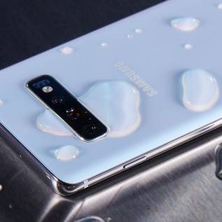 Imagem de Galaxy S11 teria baterias de até 5.000 mAh feitas pela LG