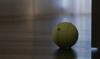 Samsung apresenta o Ballie, um simpático robô em forma de bolinha