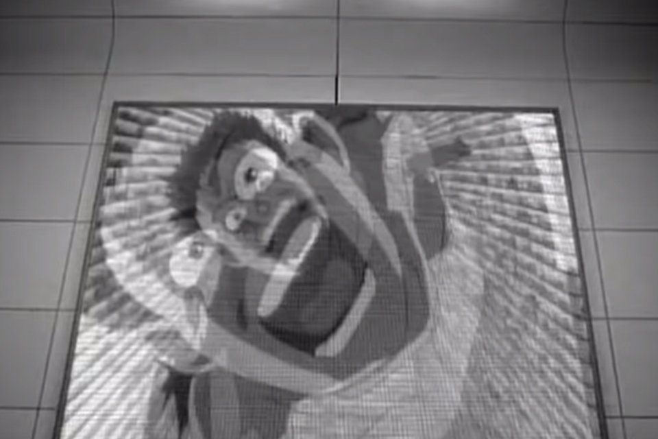 Ao final de Scream, é mostrada uma cena do anime