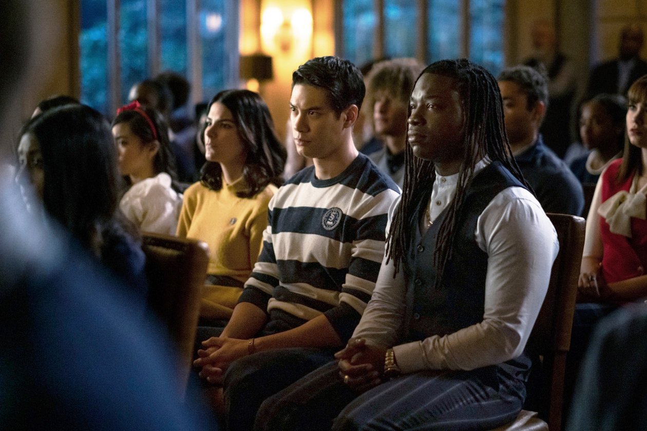 Legacies 2x15: aniversário termina em morte e traição (RECAP)