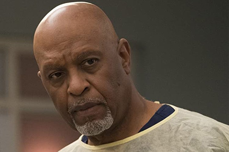 O ator James Pickens Jr. em Grey's Anatomy