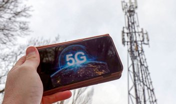 Britânicos queimam torres do 5G e agridem engenheiros