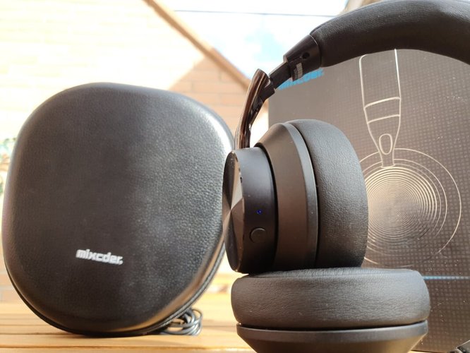 Mixcder E10