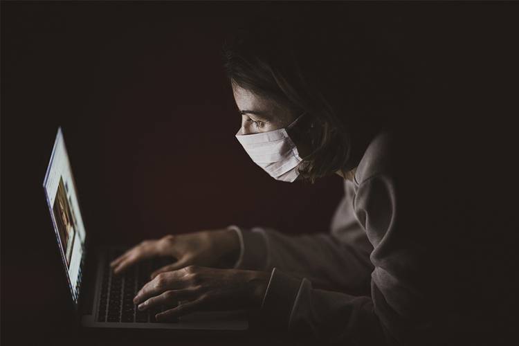Aderência ao isolamento social e outras práticas recomendadas podem influenciar cenário futuro.