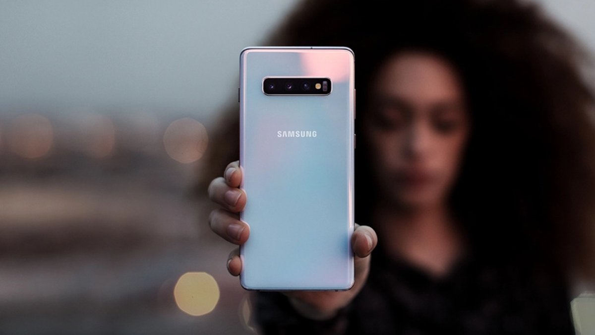 Samsung Galaxy Note 10 Lite recebe atualização com o pacote de segurança de  novembro 