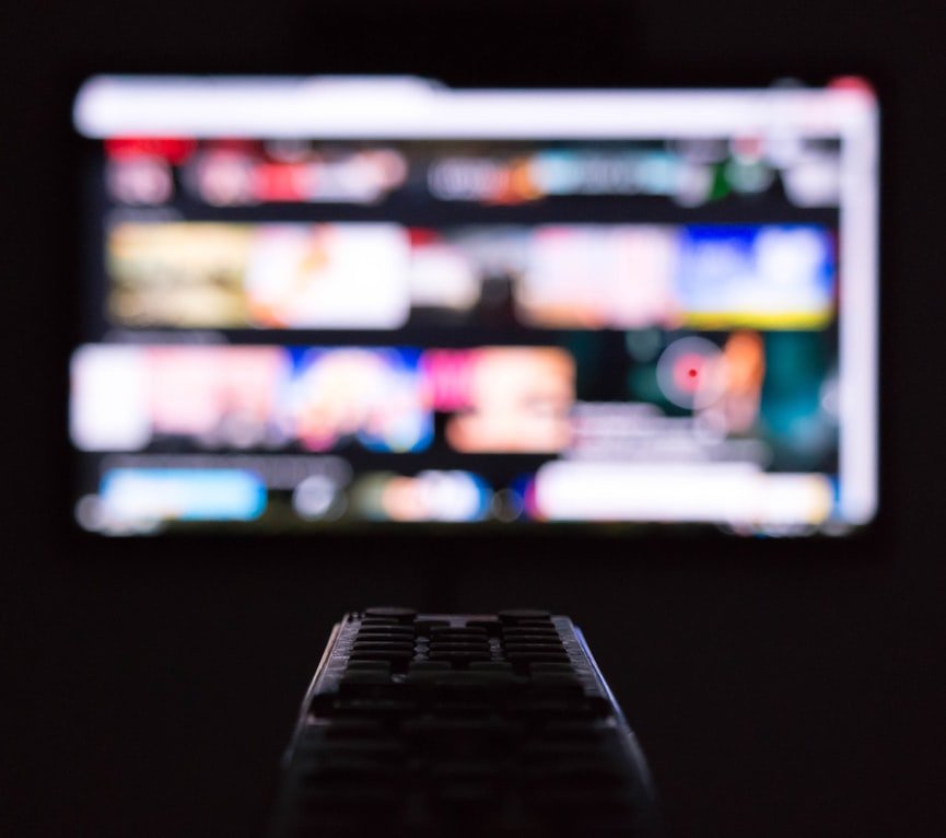 Usuários tem cancelado serviços de TV por assinatura durante a pandemia
