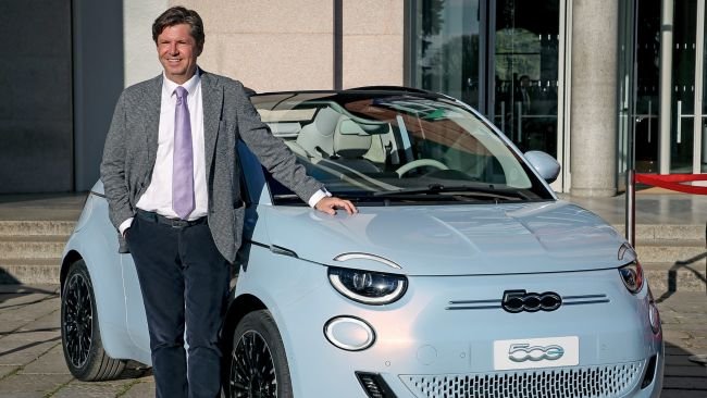 O chefe da Fiat tem planos audaciosos para o novo carro elétrico da marca.