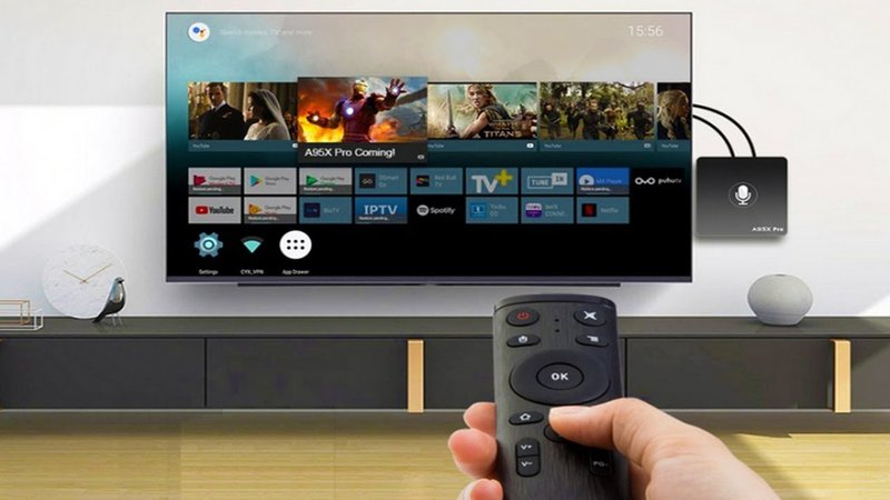 Saiba como usar a Smart TV Box para dar uma sobrevida para TVs antigas.