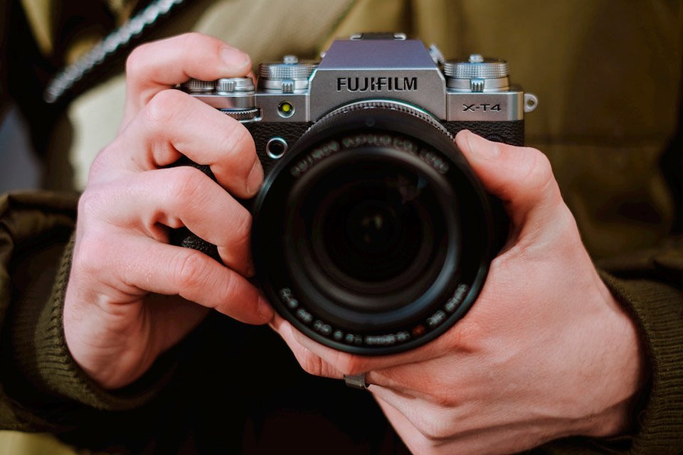 A câmera Fujifilm X-T4 é um dos modelos compatíveis com o programa