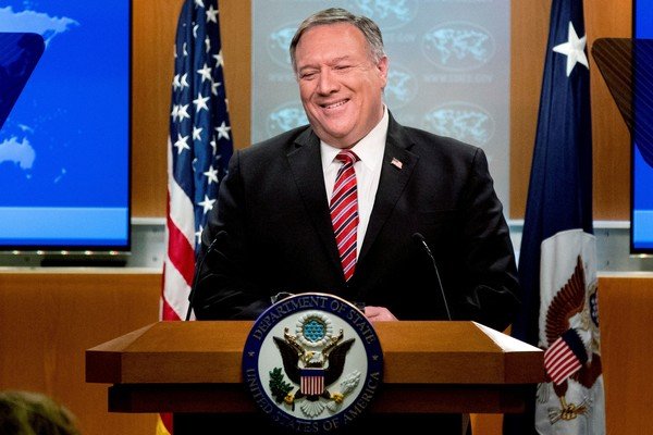 Mike Pompeo durante entrevista coletiva em Washington no dia 29 de abril