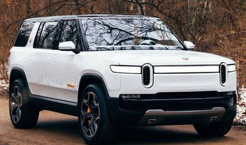 Rivian contrata pessoal da Tesla para criar sua rede de carregadores