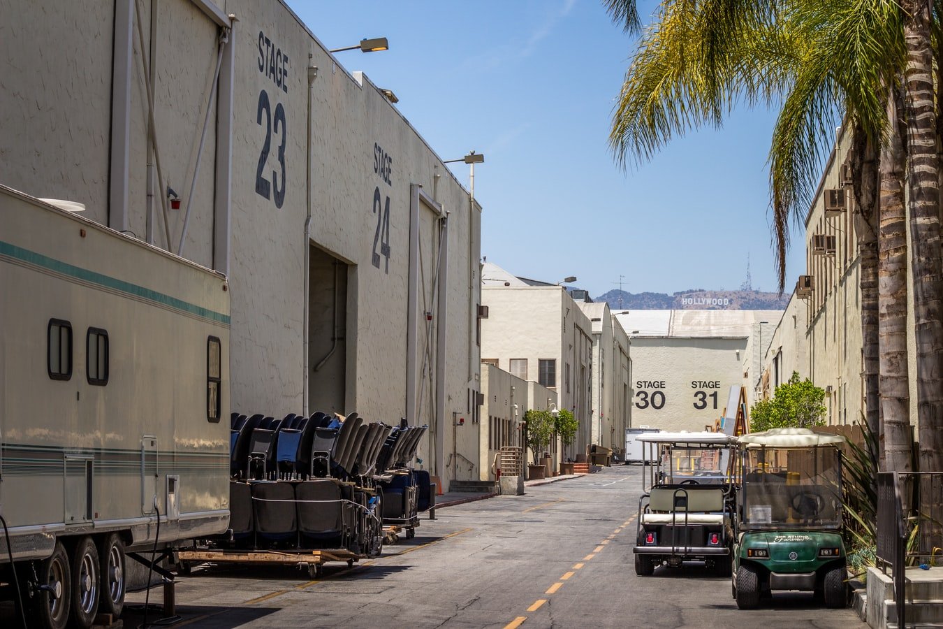 Produções não devem recomeçar antes de julho em Hollywood