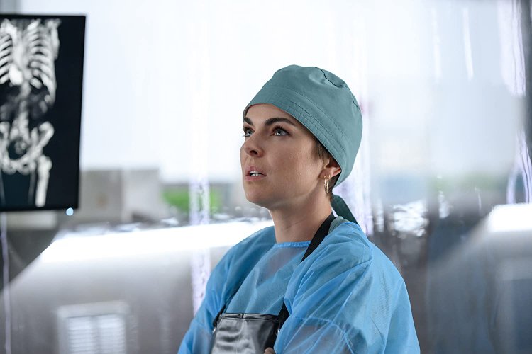 Serinda Swan no papel de Jenny Cooper. (Fonte: CBC/Reprodução)