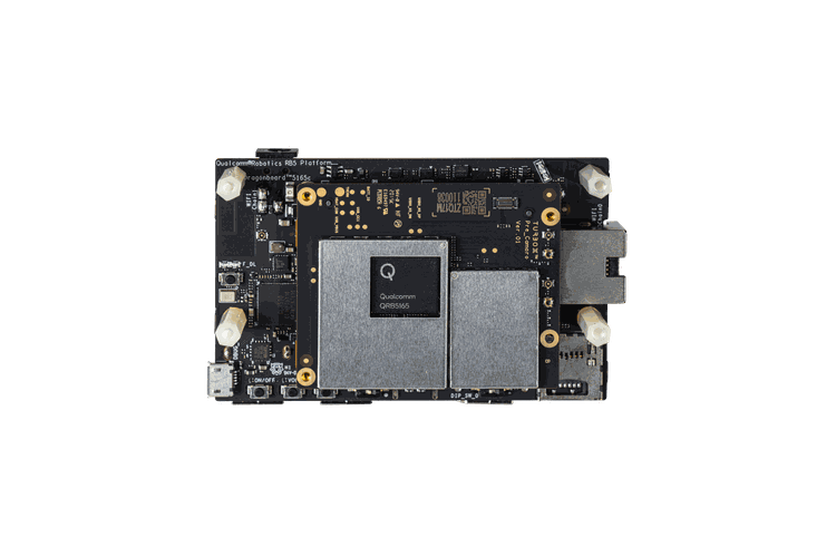 Opções de design variadas incluem sistemas modulares e chips on-board.