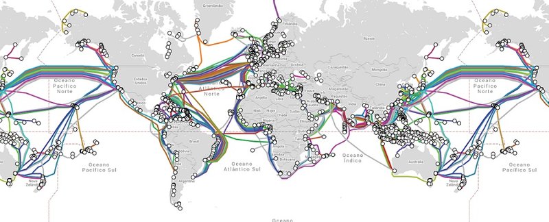 Mapa atualizado de conexões via cabos submarinos no mundo.