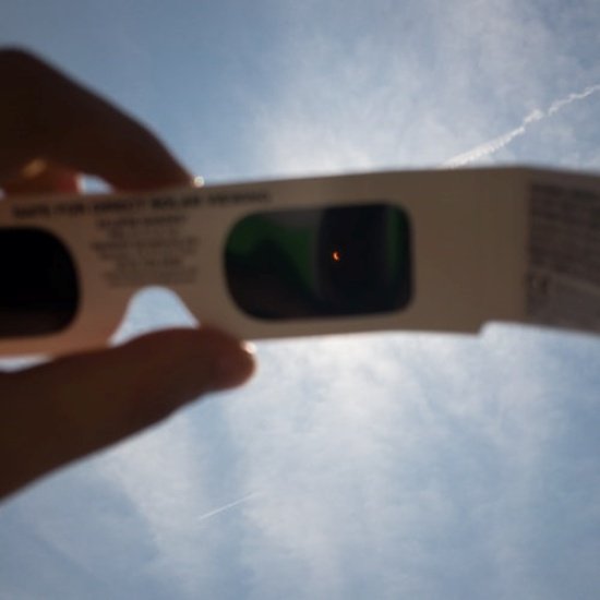 A observação do eclipse a olho nu não será possível no Brasil.