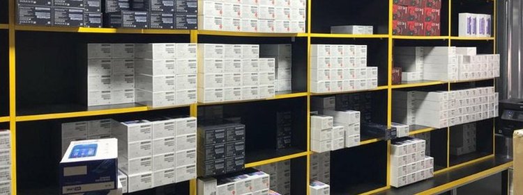 Gray Market: 4 thousand cell phones are seized by the Revenue in SP - TecMundo