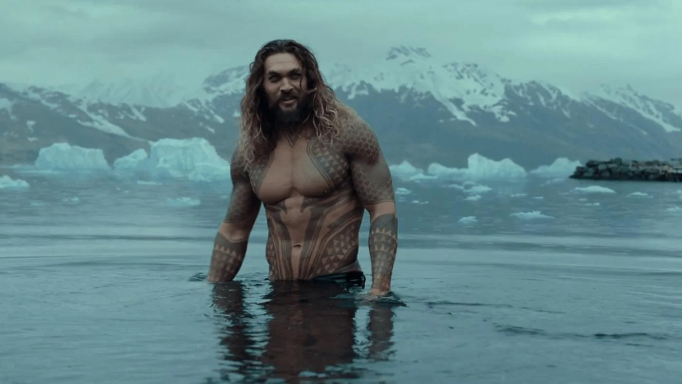 Jason Momoa no papel de Aquamen. (Fonte: Warner Bros./Reprodução)