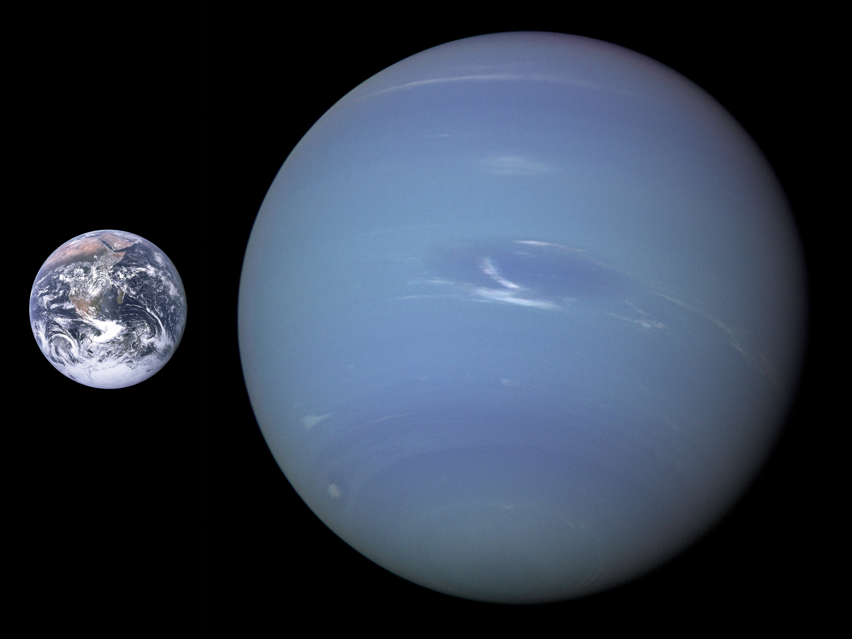 Netuno comparado à Terra – e é um gigante gasoso.