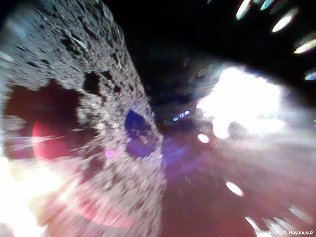 Imagens do asteroide Ryugu capturadas pela sonda foram só o começo.