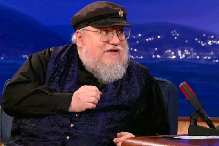 George R.R. Martin vem atrasando o próximo livro desde 2011