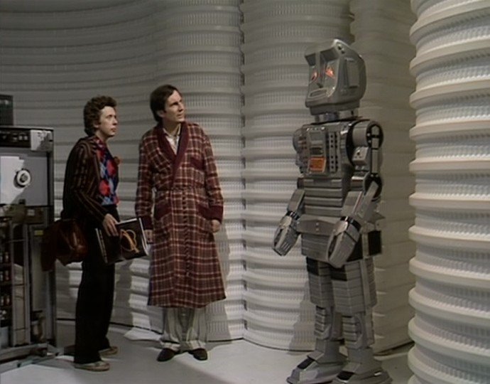 Nos anos 1980, O Guia do Mochileiro das Galáxias teve uma série exibida pela BBC.