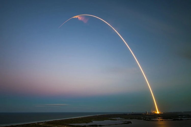 Projeto Kuiper, da Amazon, contará com 3.236 satélites.
