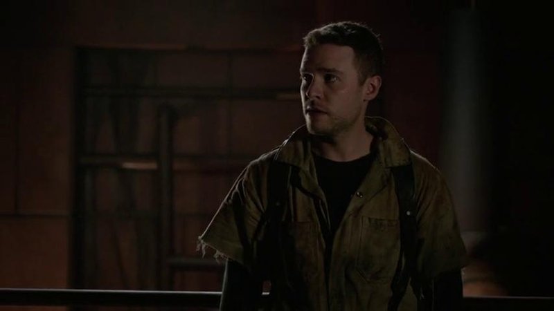 Leopold Fitz (Iain De Caestecker) retorna a série no último episódio.