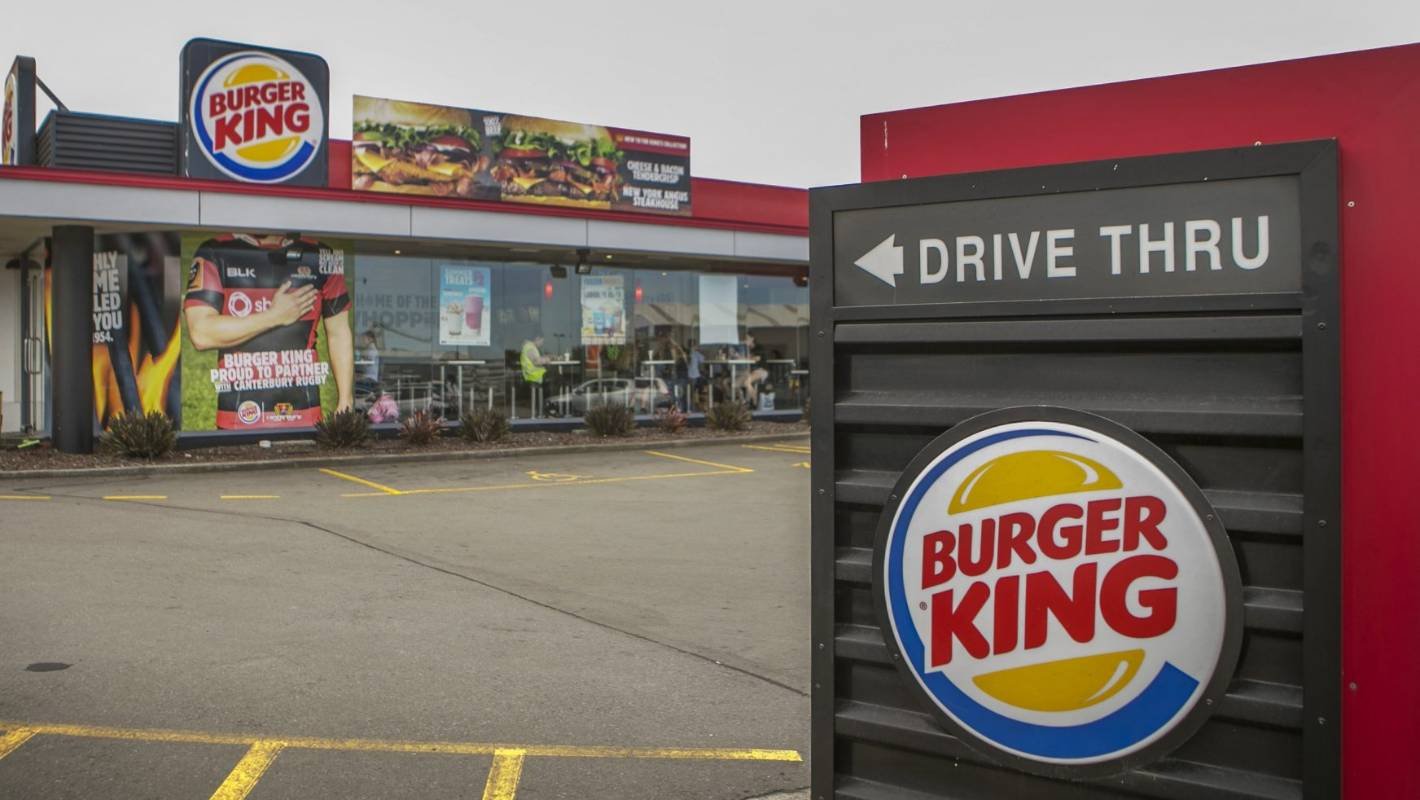 Burger King do Brasil aprimora comunicação com mais de 18 mil colaboradores utilizando IA.