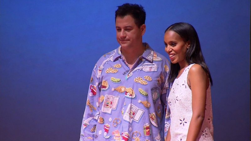 Jimmy Kimmel e Kerry Washington prontos para o Emmy (Fonte: CNN/Divulgação)