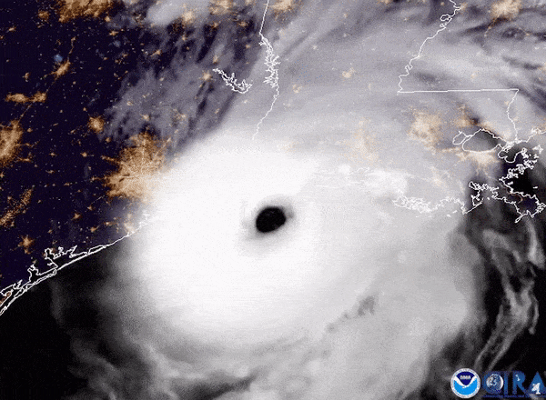 Laura já é a maior tempestade a atingir o estado de Louisiana, nos EUA, em mais de um século.