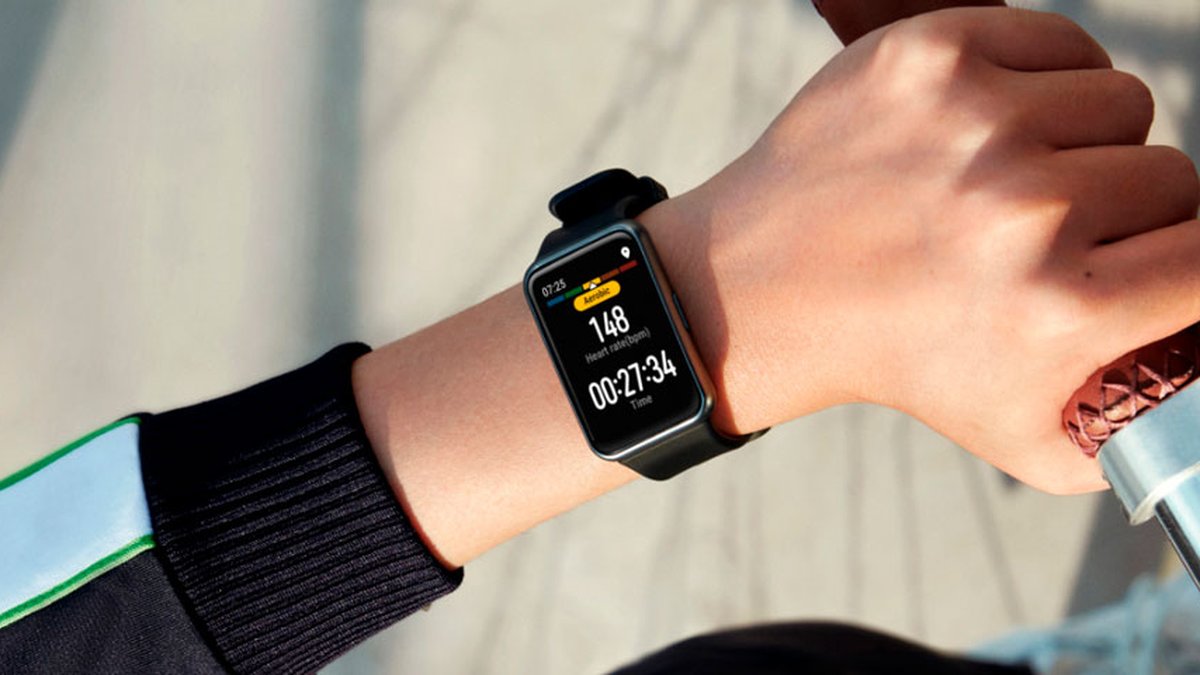 Huawei Watch Fit chega com tela retangular e 10 dias de bateria - TecMundo