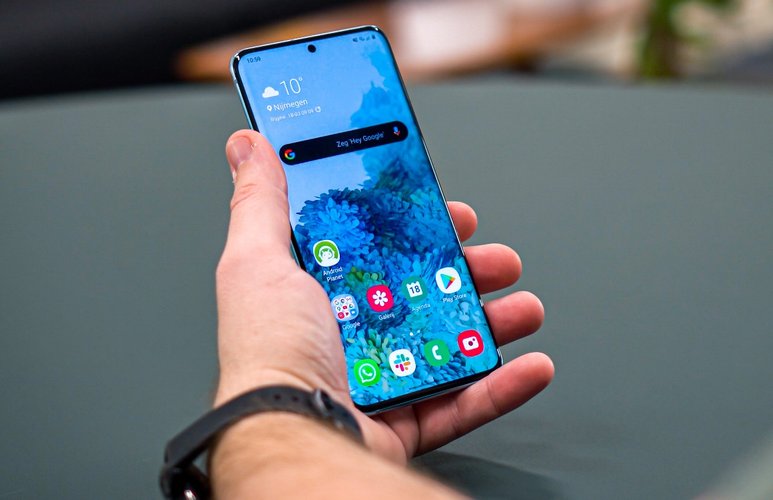Linha S10 já havia sido anunciada e, agora, conta com o UI 2.5.