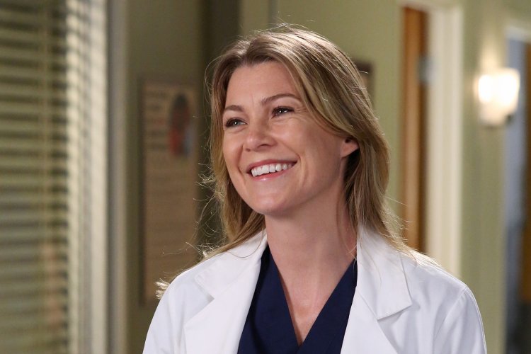 Ellen Pompeo, que faz o papel da Meredith Grey, é a grande estrela do seriado da ABC. (Fonte: ABC Studios/Reprodução)