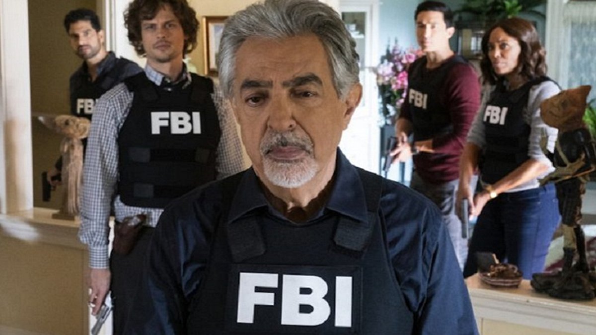 A chefe de Criminal Minds sobre o grande movimento do Replicador