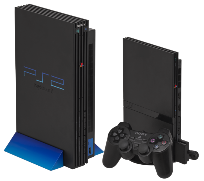 Para resolver os erros de leitura de discos do PS2 Fat (esquerda), a Sony lançou o hardware revisado e melhorado do PS2 Slim (direita)